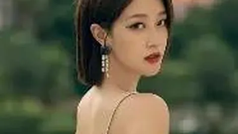 杜海涛银发造型引热议，发量问题频遭吐槽，尽显岁月痕迹