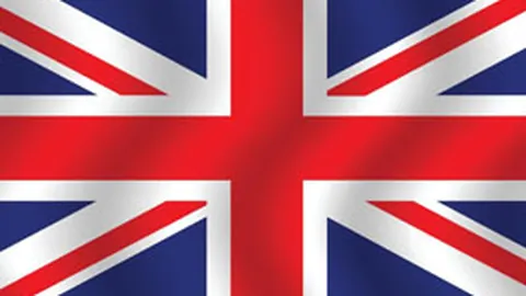 莱万脚踝骨折严重，波兰队医信心满满盼其回归国家队赛事